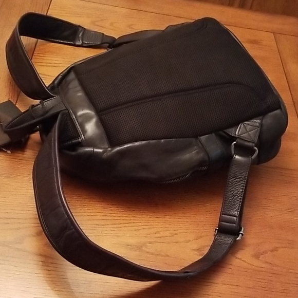 Vilenca Holland Bags Vilenca Holland Leather Backpack Black Poshmark